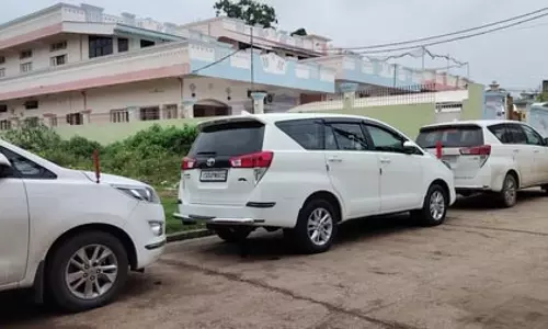 ED-EOW ने दुर्ग में मारी रेड, मोक्षित कॉर्पोरेशन के ठिकानों पर बड़ी कार्रवाई ED-EOW ने दुर्ग में मारी रेड, मोक्षित कॉर्पोरेशन के ठिकानों पर बड़ी कार्रवाई