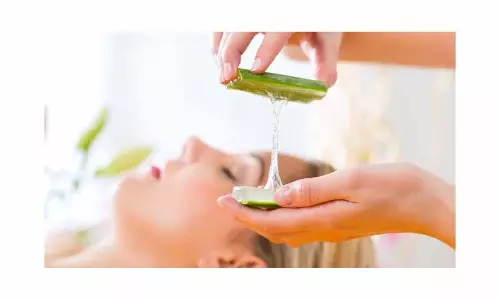 Aloe vera: चेहरे की चमक बढ़ाने का काम करता है एलोवेरा, जानें इसका उपयोग Aloe vera: चेहरे की चमक बढ़ाने का काम करता है एलोवेरा, जानें इसका उपयोग