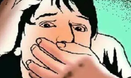 Bengal: स्कूल में नाबालिग से छेड़छाड़ के आरोप में सफाईकर्मी गिरफ्तार