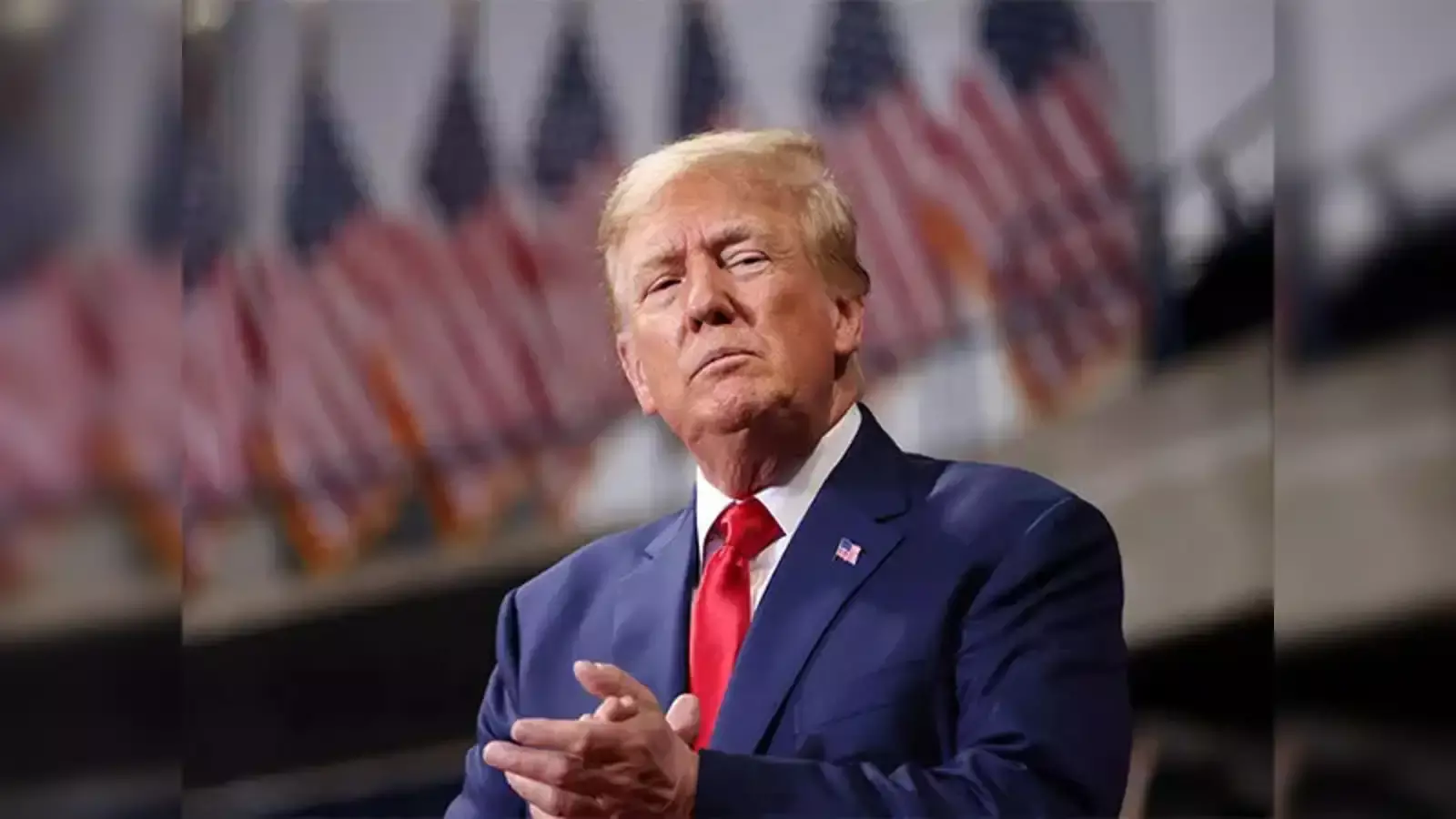 भारत-US डील पर ट्रंप का इशारा, 20-25% शुल्क का सुझाव भारत-US डील पर ट्रंप का इशारा, 20-25% शुल्क का सुझाव