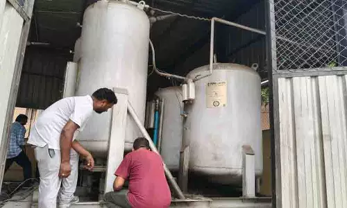 Punjab: ऑक्सीजन फेल होने से तकनीशियन गायब, वार्ड बॉय को पता ही नहीं चला Punjab: ऑक्सीजन फेल होने से तकनीशियन गायब, वार्ड बॉय को पता ही नहीं चला