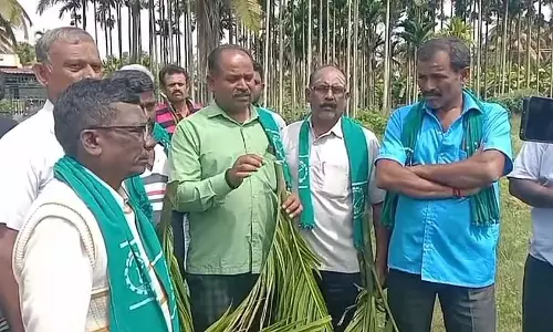 अधिकारियों की लापरवाही: किसानों पर अत्याचार का आरोप