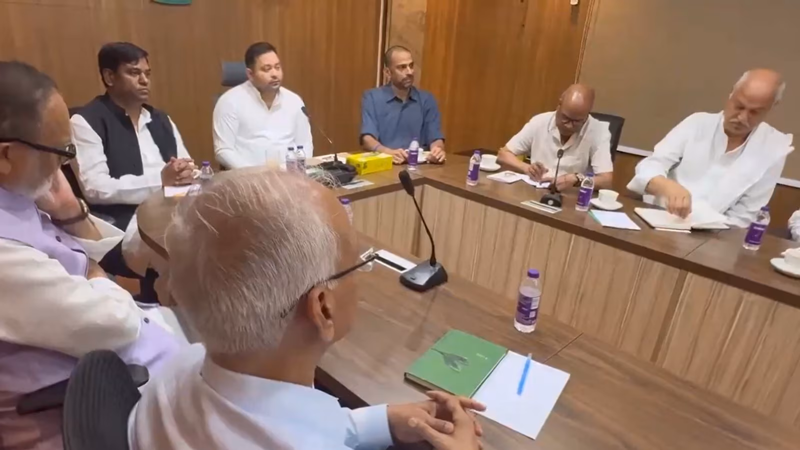 Patna: तेजस्वी यादव के घर महागठबंधन की बड़ी रणनीतिक बैठक आज