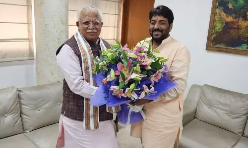 Haryana : राजनीतिक तूफान खड़ा करने के बाद गोपाल कांडा मुश्किल में Haryana : राजनीतिक तूफान खड़ा करने के बाद गोपाल कांडा मुश्किल में