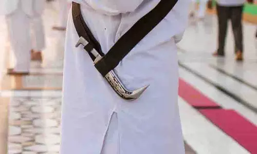 SGPC ने सिखों के कृपाण रखने के अधिकार की रक्षा के लिए समान दिशानिर्देश की मांग करते