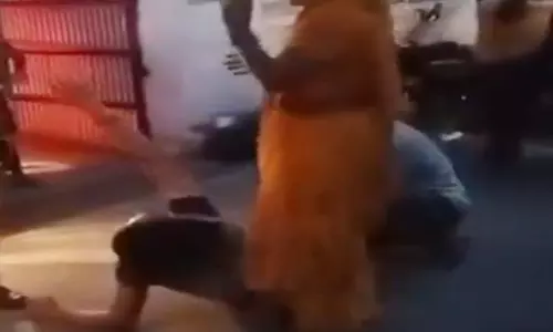 पुलिस पर रिश्वत की शिकायत करना पड़ा भारी, SI ने युवक को बेरहमी से पीटा