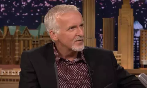 James Cameron ने चार्ल्स पेलेग्रिनो की फिल्म घोस्ट्स ऑफ हिरोशिमा के फिल्म रूपांतरण का निर्देशन James Cameron ने चार्ल्स पेलेग्रिनो की फिल्म घोस्ट्स ऑफ हिरोशिमा के फिल्म रूपांतरण का निर्देशन
