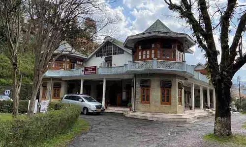 Kashmir हाउस का पर्यटन मुख्यालय के रूप में पुनर्जन्म Kashmir हाउस का पर्यटन मुख्यालय के रूप में पुनर्जन्म