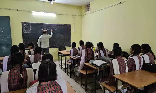 अब गणित के सवाल, जीवविज्ञान के कांसेप्ट और अर्थशास्त्र की थ्योरी समझना हुआ आसान