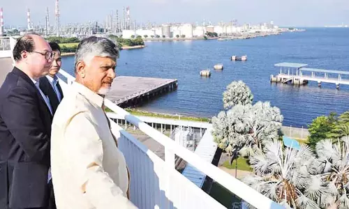 CM Chandrababu : बंदरगाहों के पास औद्योगिक लॉजिस्टिक्स कॉरिडोर