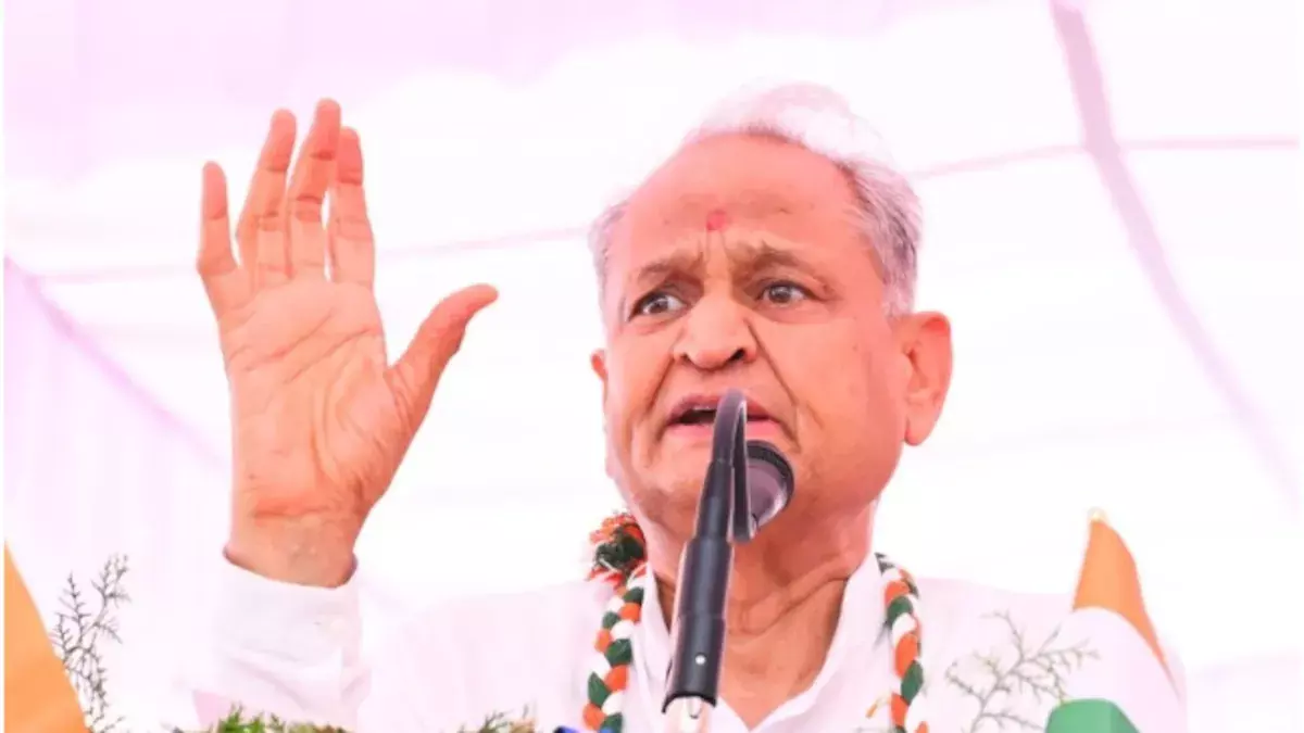 Bikaner: ऑपरेशन सिंदूर में 26 मौतें, जवाबदेही से भाग रही सरकार: गहलोत