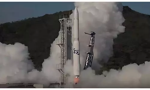 पहला ऑस्ट्रेलिया निर्मित रॉकेट 14 सेकंड की उड़ान के बाद दुर्घटनाग्रस्त हो गया पहला ऑस्ट्रेलिया निर्मित रॉकेट 14 सेकंड की उड़ान के बाद दुर्घटनाग्रस्त हो गया