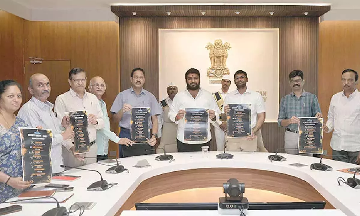 Andhra: VMRDA कर्मचारियों के लिए खेल प्रतियोगिता Andhra: VMRDA कर्मचारियों के लिए खेल प्रतियोगिता