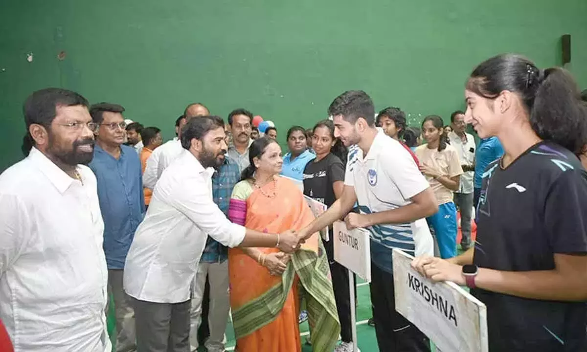 Andhra: तिरुपति में राज्य बैडमिंटन चैंपियनशिप शुरू