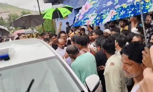 बाढ़ग्रस्त क्षेत्रों में आपदा प्रबंधन सक्रिय, प्रशासन ने जारी की सतर्कता अपील