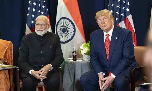 ट्रंप ने भारत पर 25 प्रतिशत टैरिफ का किया ऐलान, रूस से संबंधों को लेकर जताई नाराजगी ट्रंप ने भारत पर 25 प्रतिशत टैरिफ का किया ऐलान, रूस से संबंधों को लेकर जताई नाराजगी