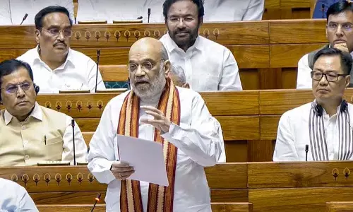 कश्मीर के युवा अब आतंकवाद की ओर आकर्षित नहीं हो रहे: Shah कश्मीर के युवा अब आतंकवाद की ओर आकर्षित नहीं हो रहे: Shah