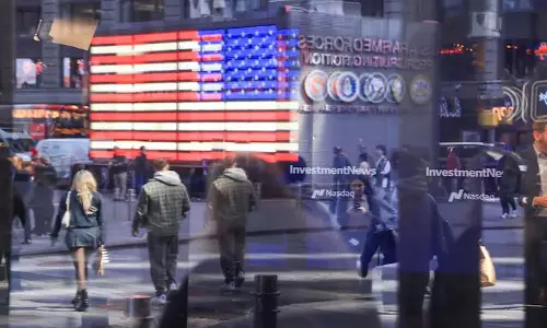 Wall Street वायदा सपाट रेखा के पास मंडरा रहा है, निवेशक फेड के फैसले का इंतजार Wall Street वायदा सपाट रेखा के पास मंडरा रहा है, निवेशक फेड के फैसले का इंतजार