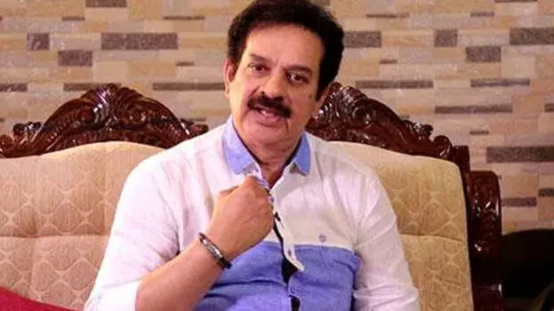 Kerala: नाम वापसी को लेकर बढ़ा तनाव, प्रत्याशी ने लगाया धमकी का आरोप Kerala: नाम वापसी को लेकर बढ़ा तनाव, प्रत्याशी ने लगाया धमकी का आरोप