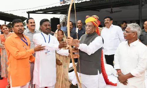 Jaipur: राज्यपाल हरिभाऊ बागडे ने बीलवान में कार्यकाल की पहली वर्षगांठ मनाई