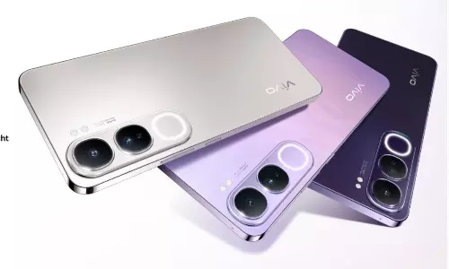 Vivo का Y400 5G जल्द होगा भारत में लॉन्च, 6,000mAh हो सकती है बैटरी Vivo का Y400 5G जल्द होगा भारत में लॉन्च, 6,000mAh हो सकती है बैटरी