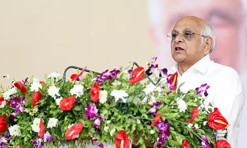 गुजरात CM भूपेंद्र पटेल 104 हेल्पलाइन पर बनी फिल्म की स्क्रीनिंग में होंगे शामिल