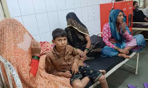 MP : सियार का बच्चा घसीटने का भयंकर मामला, बचाव में लोग घायल MP : सियार का बच्चा घसीटने का भयंकर मामला, बचाव में लोग घायल