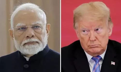 ट्रंप ने भारत पर फोड़ा टैरिफ बम, अमेरिकी राष्ट्रपति के 25 फीसदी टैरिफ वाले ऐलान पर मोदी सरकार की पहली प्रतिक्रिया आई