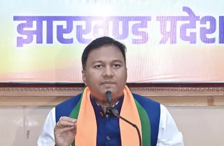 झारखंड में शराब घोटाले के बाद अब ‘कोचिंग घोटाले’ की बारी : भाजपा प्रवक्ता अजय साह झारखंड में शराब घोटाले के बाद अब ‘कोचिंग घोटाले’ की बारी : भाजपा प्रवक्ता अजय साह
