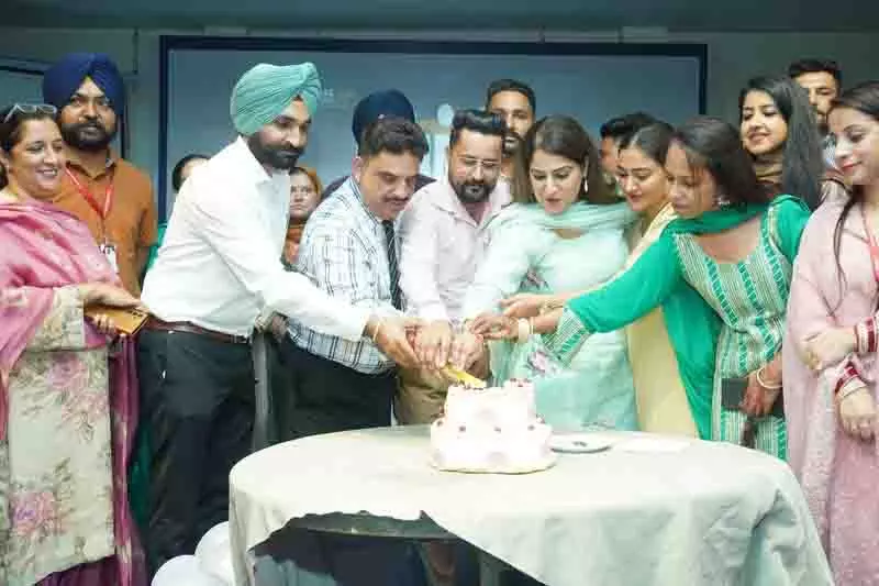 Desh Bhagat University स्कूल ऑफ नर्सिंग ने पूर्व छात्र सम्मेलन का आयोजन किया Desh Bhagat University स्कूल ऑफ नर्सिंग ने पूर्व छात्र सम्मेलन का आयोजन किया