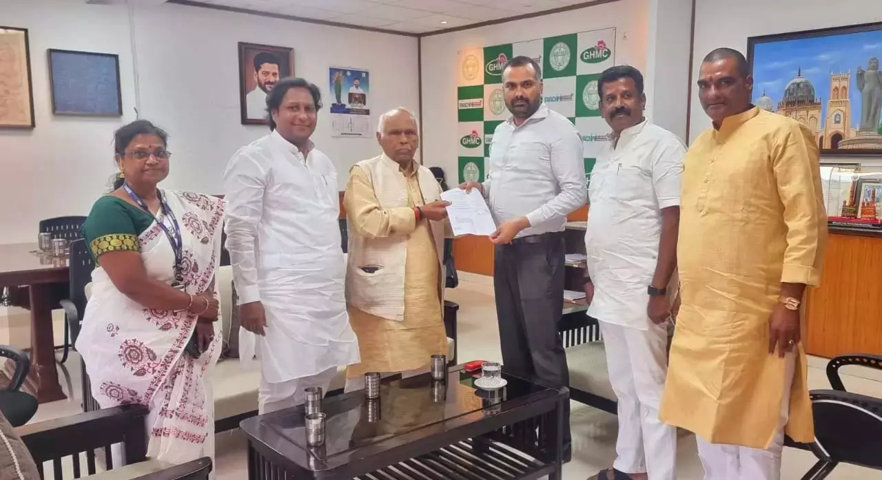 इंटक ने GHMC कर्मचारियों की मांगों पर कार्रवाई का आग्रह किया इंटक ने GHMC कर्मचारियों की मांगों पर कार्रवाई का आग्रह किया