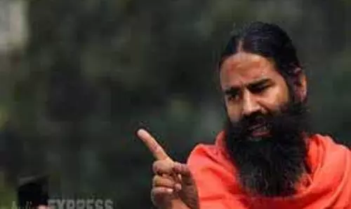 Health: सुबह उठते ही मिनटों में साफ हो जाएगा आपका पेट, बाबा रामदेव ने बताया उपाय Health: सुबह उठते ही मिनटों में साफ हो जाएगा आपका पेट, बाबा रामदेव ने बताया उपाय