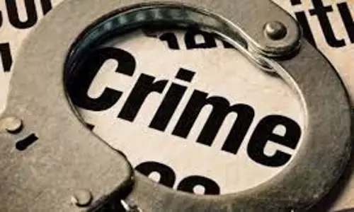 Bihar: दिल दहला देने वाली हत्या, पति ने कुल्हाड़ी से पत्नी की हत्या की Bihar: दिल दहला देने वाली हत्या, पति ने कुल्हाड़ी से पत्नी की हत्या की