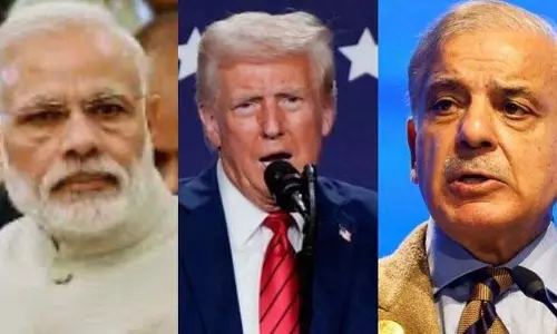 अमेरिका-पाकिस्तान तेल साझेदारी पर अमेरिकी घोषणा, भारत पर 25% टैरिफ: प्रमुख बिंदु अमेरिका-पाकिस्तान तेल साझेदारी पर अमेरिकी घोषणा, भारत पर 25% टैरिफ: प्रमुख बिंदु