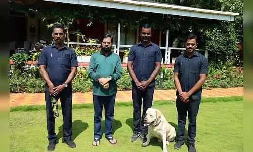 राष्ट्रीय स्वर्ण पदक विजेता सतारा पुलिस के खोजी कुत्ते सूर्या की दिल का दौरा पड़ने से मौत राष्ट्रीय स्वर्ण पदक विजेता सतारा पुलिस के खोजी कुत्ते सूर्या की दिल का दौरा पड़ने से मौत