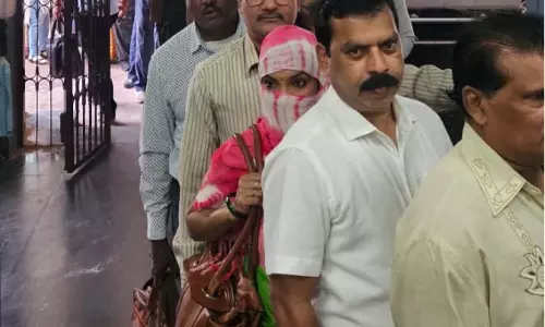 कलेक्ट्रेट का ऑनलाइन अटेंडेंस मशीन खराब कलेक्ट्रेट का ऑनलाइन अटेंडेंस मशीन खराब