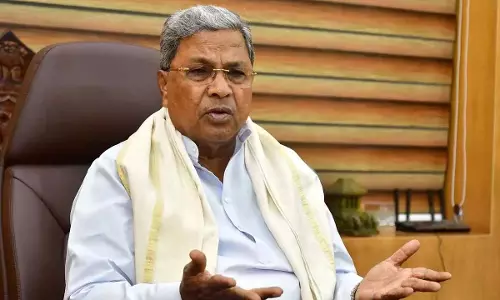 CM ने बेंचमार्क के साथ याचिका हलफनामा बैठक की