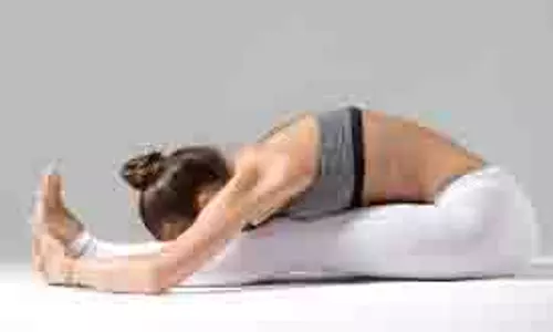 Yoga : किडनी को स्वस्थ बनाए रखने के लिए रोजाना करें ये  योगासन