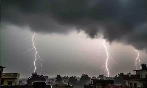 Punjab: फिर सक्रिय हो रहा मानसून,इन जिलों में होगी मूसलाधार बारिश Punjab: फिर सक्रिय हो रहा मानसून,इन जिलों में होगी मूसलाधार बारिश
