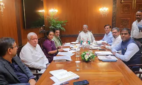 Karnataka : सीएम सिद्धारमैया के संबंधों को मजबूत करने के प्रयास Karnataka : सीएम सिद्धारमैया के संबंधों को मजबूत करने के प्रयास