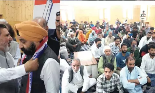 अल्ताफ बुखारी ने केंद्र से जम्मू-कश्मीर के लोगों की गरिमा बनाए रखने का आग्रह किया अल्ताफ बुखारी ने केंद्र से जम्मू-कश्मीर के लोगों की गरिमा बनाए रखने का आग्रह किया