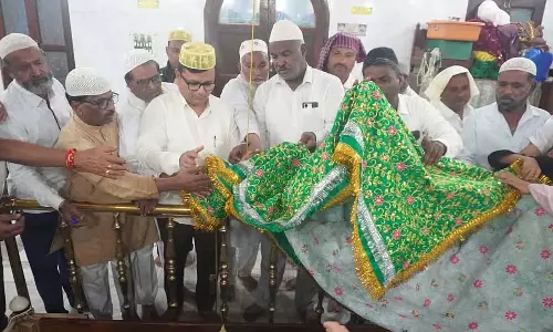 Hangal : कश्मीरी दरगाह उर्स शुरू Hangal : कश्मीरी दरगाह उर्स शुरू