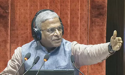 अमेरिकी टैरिफ और एसआईआर पर राज्यसभा में हंगामा, सदन की कार्यवाही स्थगित अमेरिकी टैरिफ और एसआईआर पर राज्यसभा में हंगामा, सदन की कार्यवाही स्थगित