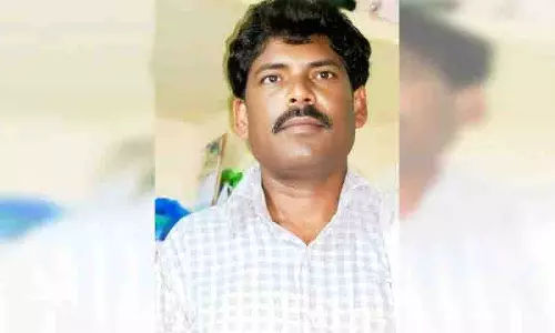 Hyderabad: जीवनदान पहल के माध्यम से ब्रेन-डेड किसान के अंगों से पांच लोगों की जान बचाई गई Hyderabad: जीवनदान पहल के माध्यम से ब्रेन-डेड किसान के अंगों से पांच लोगों की जान बचाई गई