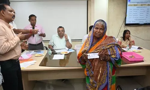 बीडीए ने झुग्गीवासियों को किफायती घर आवंटित किए