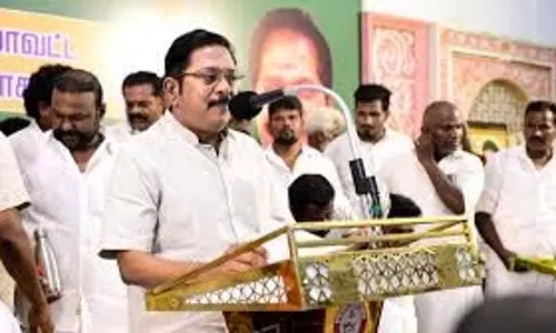 टीटीवी दिनाकरन: एआईएडीएमके की वापसी से एनडीए हुआ मजबूत
