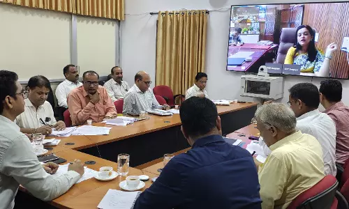 Dungarpur: जिला प्रभारी सचिव ने जर्जर भवनों पर फोकस करते हुए ली समीक्षा बैठक Dungarpur: जिला प्रभारी सचिव ने जर्जर भवनों पर फोकस करते हुए ली समीक्षा बैठक