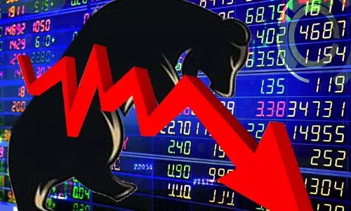 बाजार में हाहाकार, निवेशकों की दौलत 5 लाख करोड़ रुपये घटी