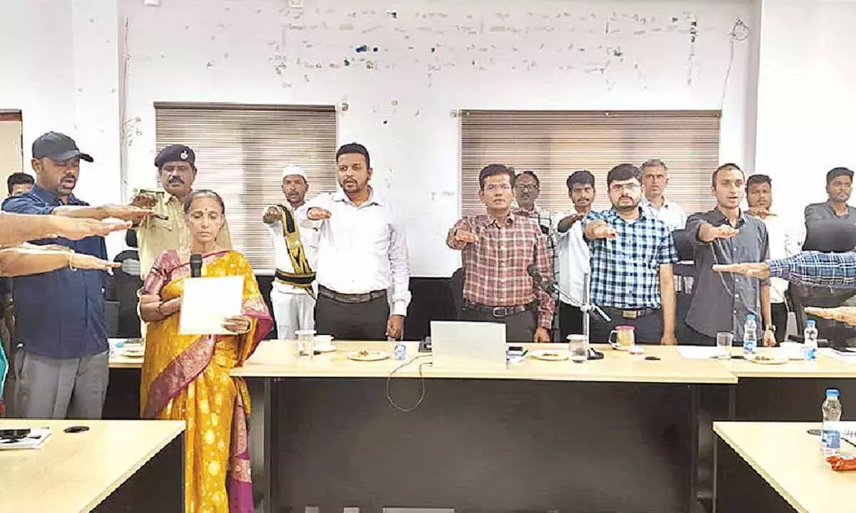 Andhra: कलेक्टर ने विजन मैप तैयार करने के आदेश दिए