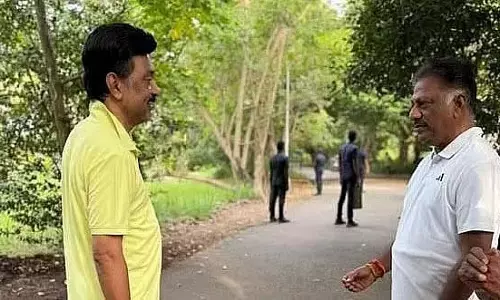 OPS ने राजनीतिक मोड़ लिया, स्टालिन से मुलाकात के बाद NDA से दूरी